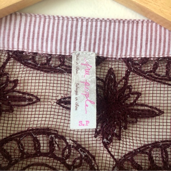 Free People Put Your Back Into It Lace Back Button Down Top Size Small - Picture 5 of 8